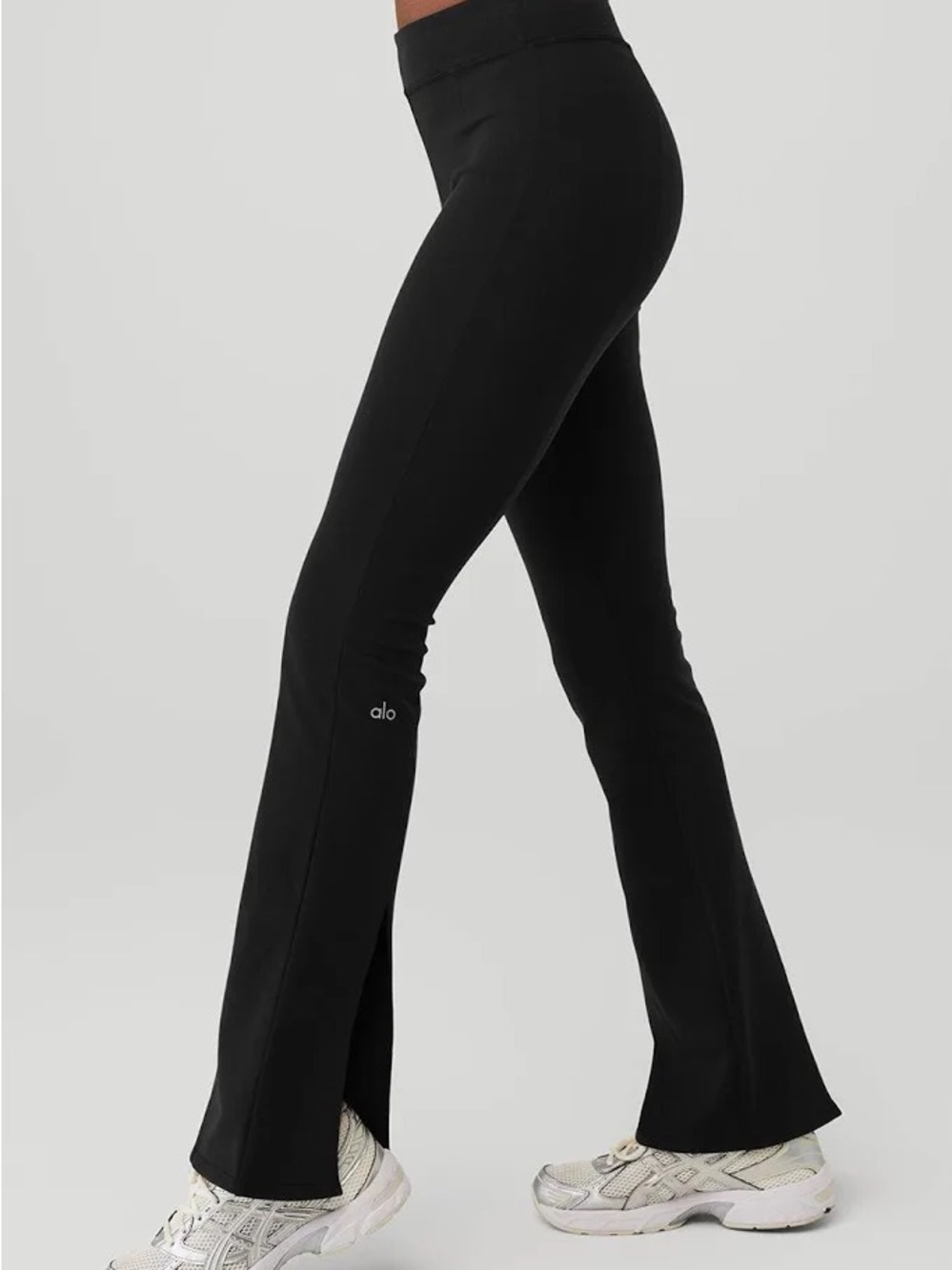 Airbrush High-Waist Kick-Back Legging - Black (worn 2x)